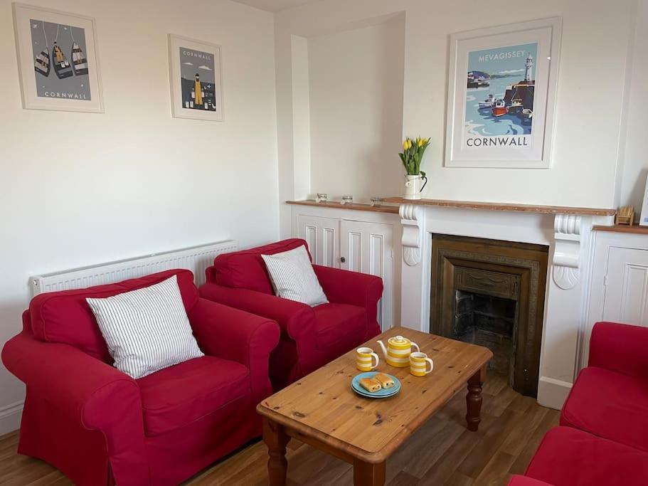 מוואגיסי Fabulous 2 Bed Cottage - Outstanding Sea Views מראה חיצוני תמונה